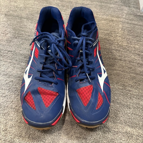 Mizuno Volleyball Shoes (Sz 12) - Picture 2 of 7